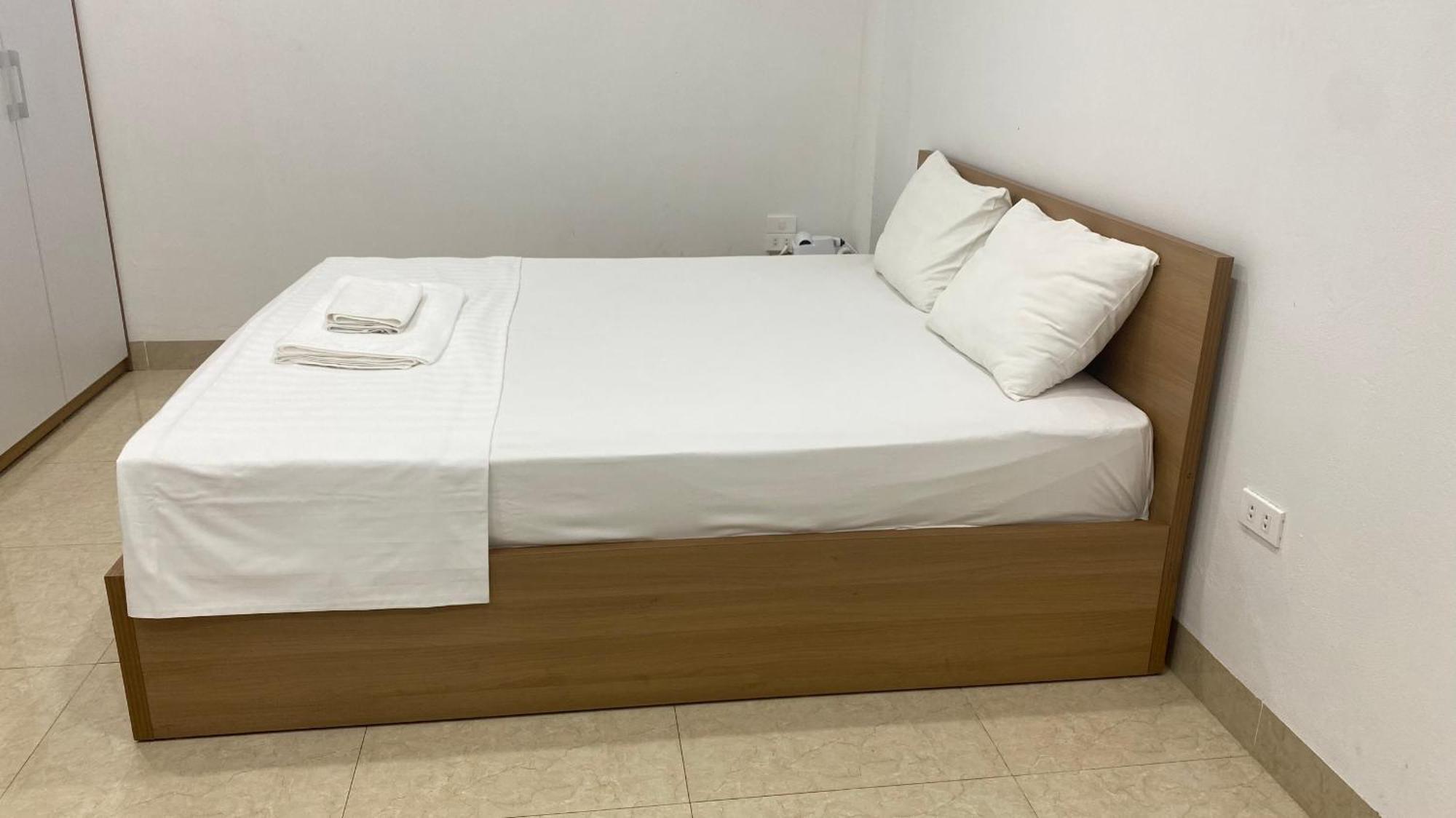 Era Apartment Tran Thai Tong Hanoi Bagian luar foto